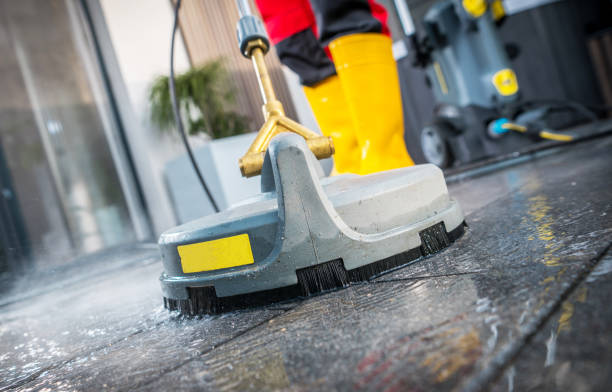 Best Roof Power Washing Services  in Riverbend, WA